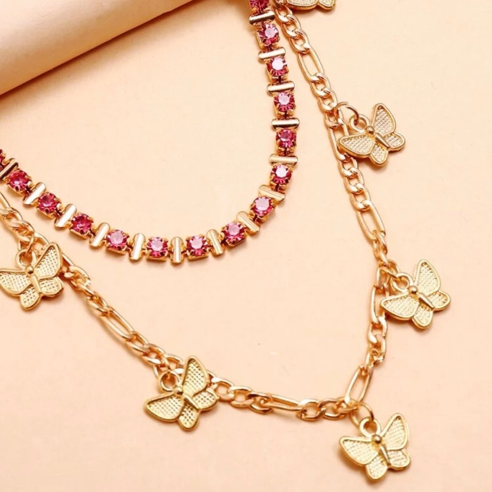3/$30 π Rhinestone Butterfly Layered Necklace - Picture 2 of 4